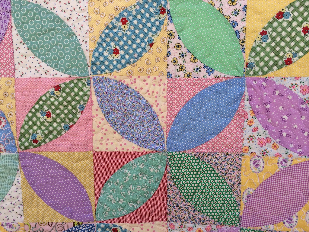 Hand Applique Orange Peel Quilt 3