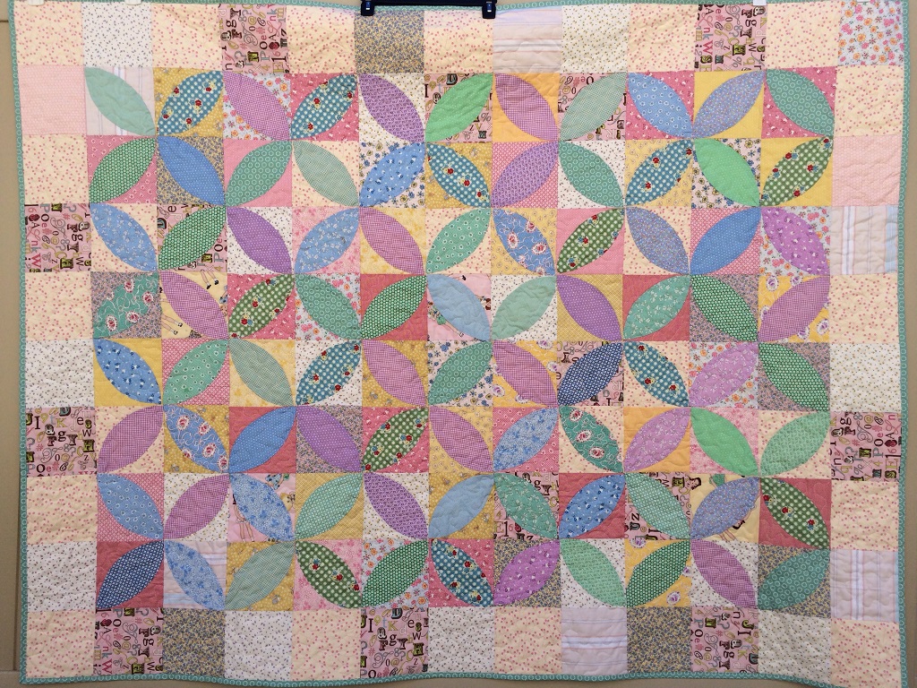 Hand Applique Orange Peel Quilt 8